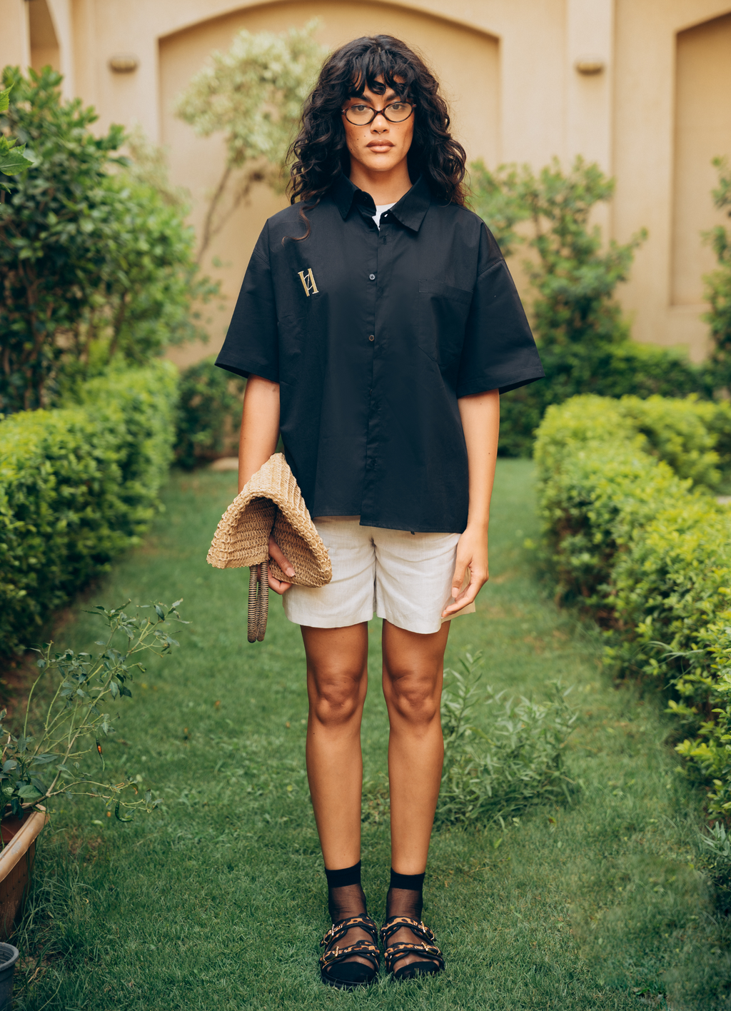 Air Between Buildings Black Unisex Shirt